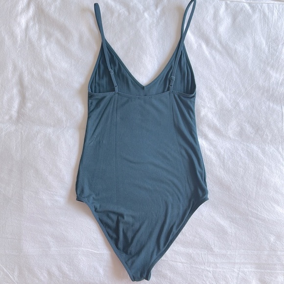 ARITZIA Talula Kinver Bodysuit - Picture 4 of 9
